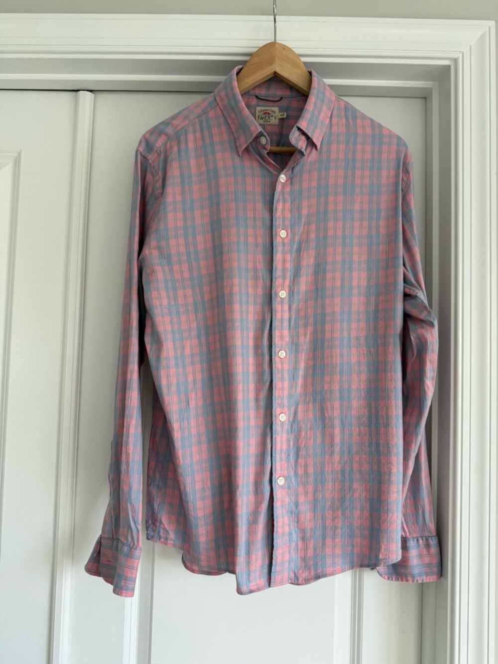 Faherty Legend Shirt Plaid Button-Down in Pink & Blue